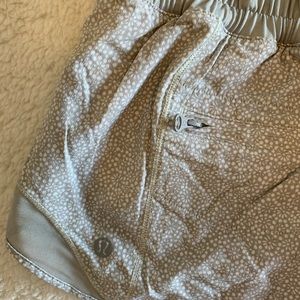 Freckle flower lulu shorts